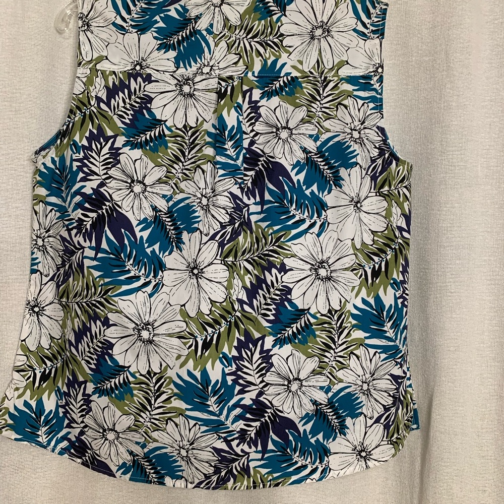White Stag Floral sleeveless Top - Blue, Green, and White